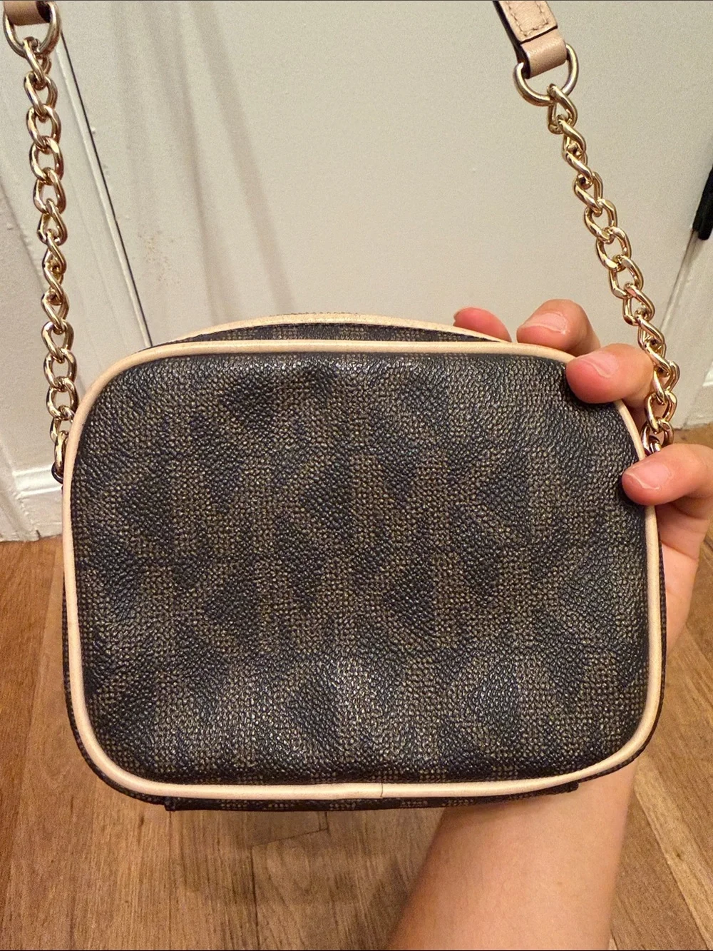 Michael Kors Mini crossbody